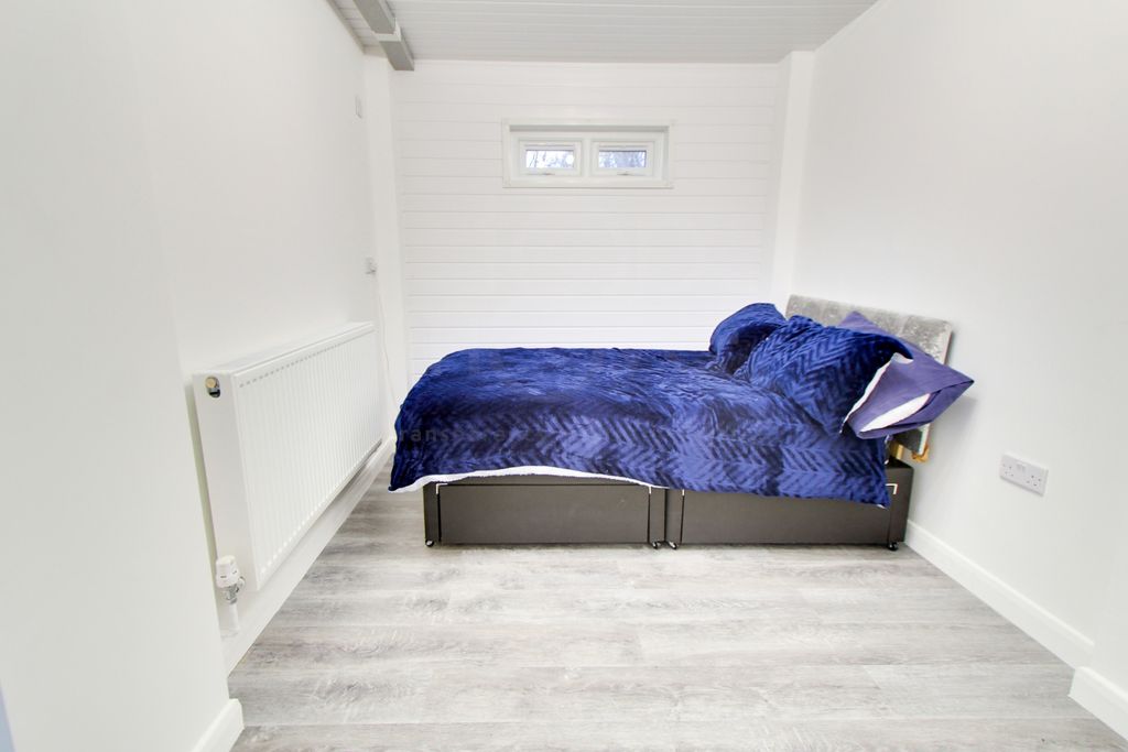 Property photo 1 of 5 Photo 1