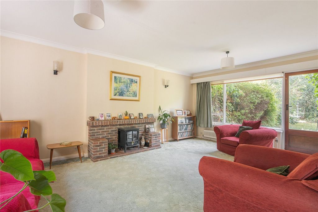 Property photo 2 of 15 Sitting Room