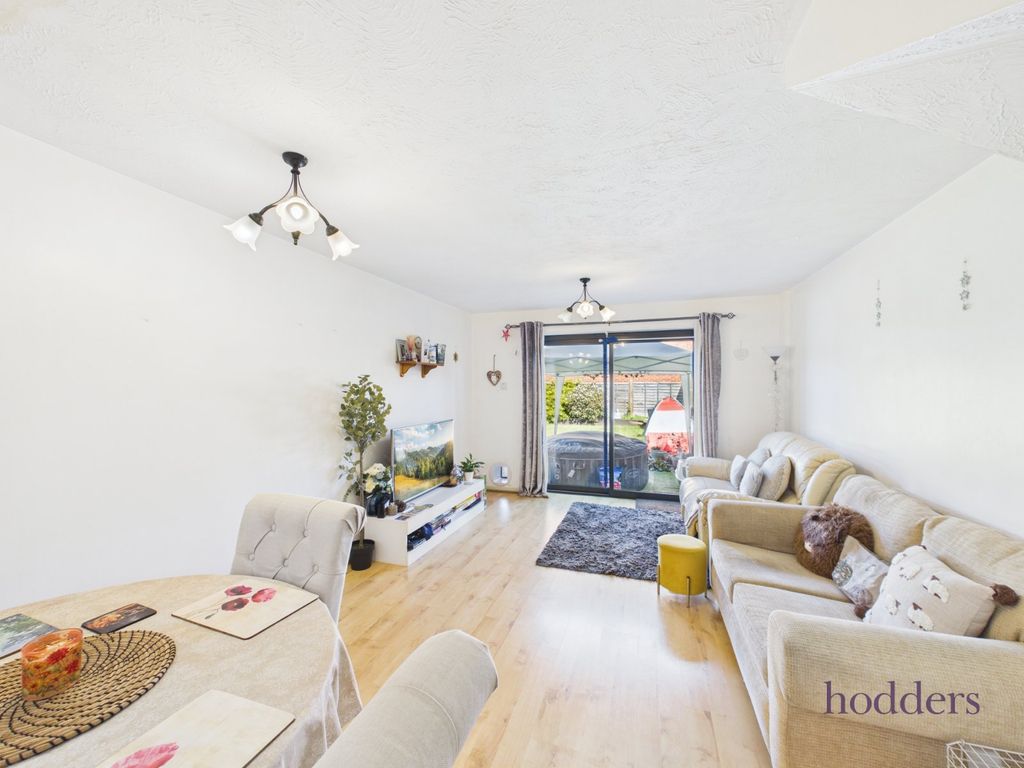 Property photo 2 of 18 Picture No. 02