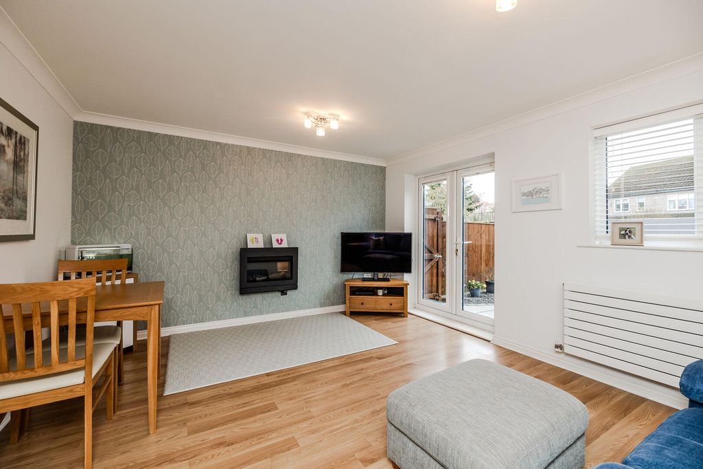 Property photo 2 of 19 Living Room