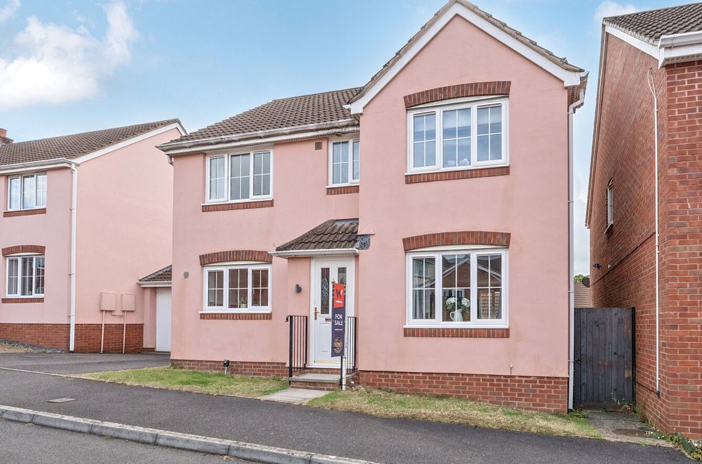 Property photo 1 of 22 1328720-2-688B3F1...