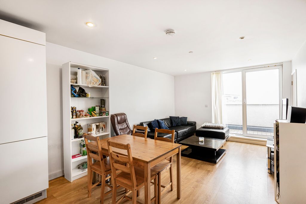 Property photo 1 of 24