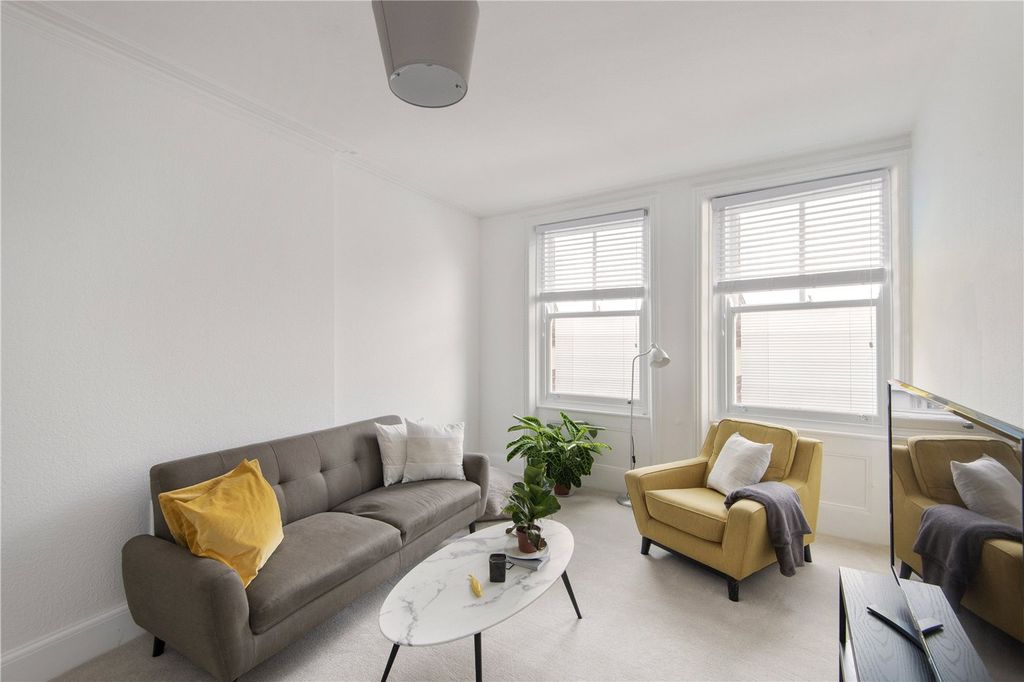 Property photo 2 of 9 Reception Room