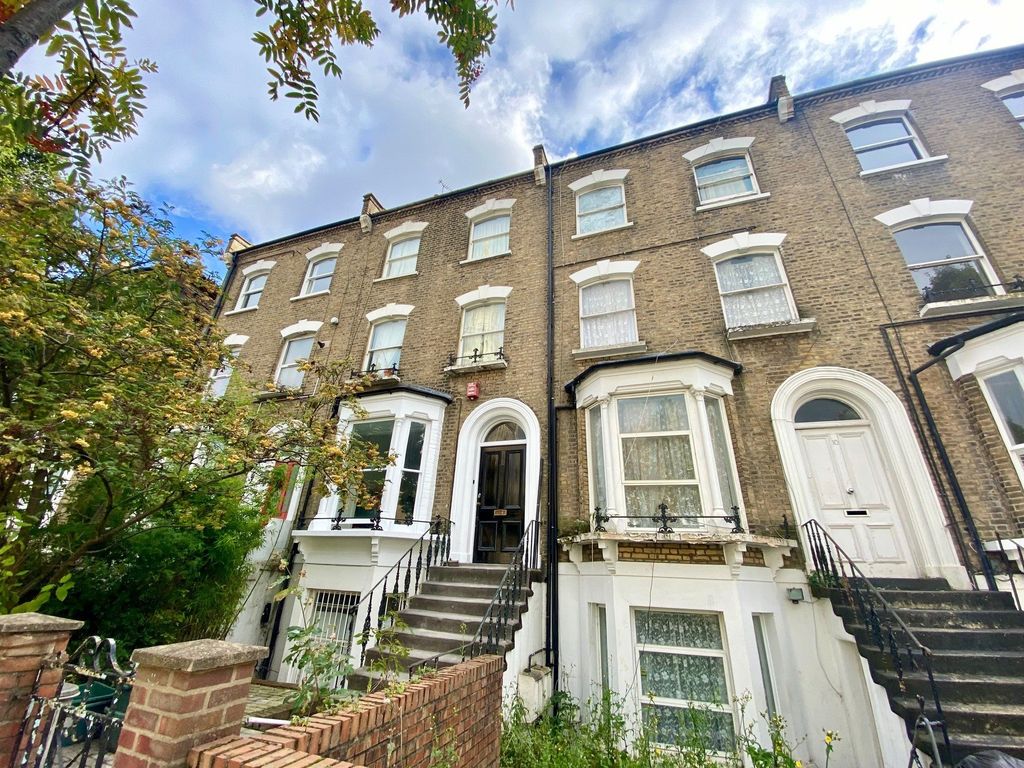 Property photo 2 of 6