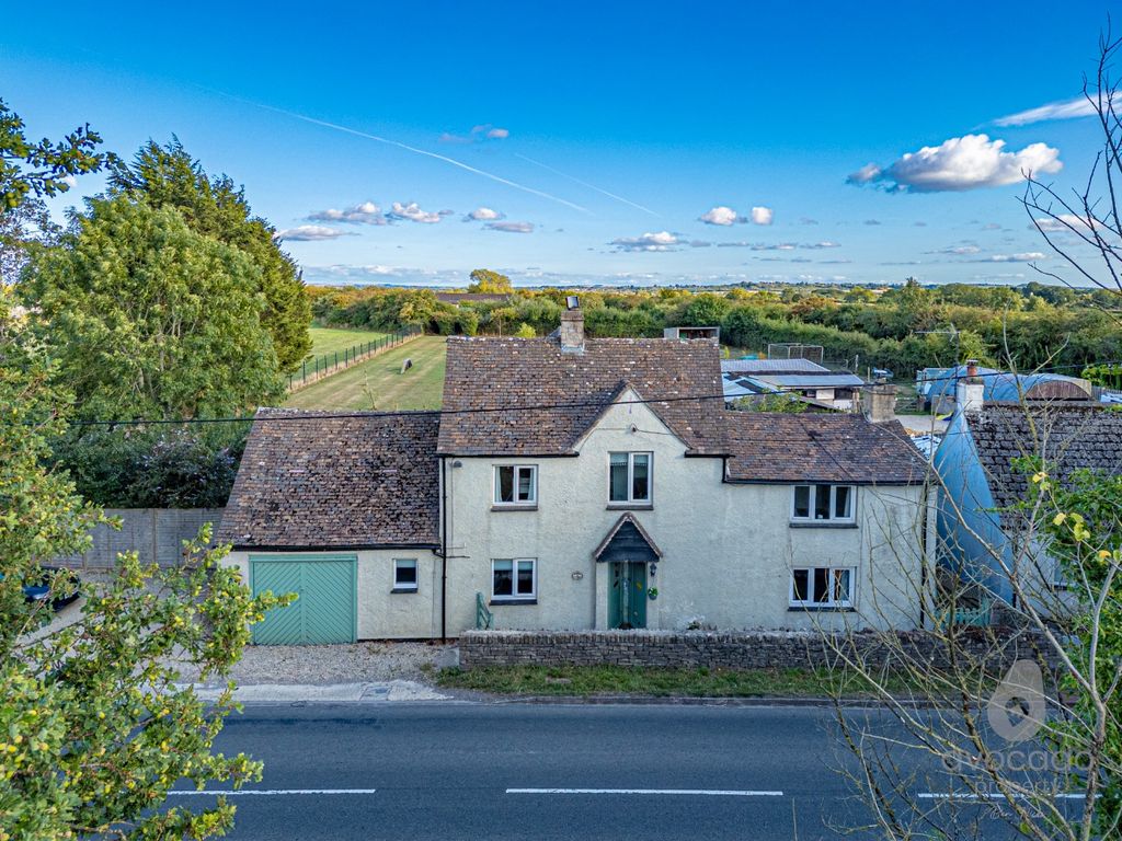 Property photo 1 of 44 4377123