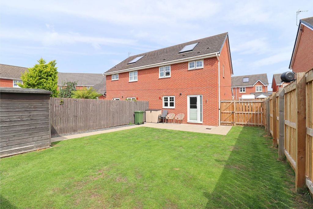 Property photo 2 of 16