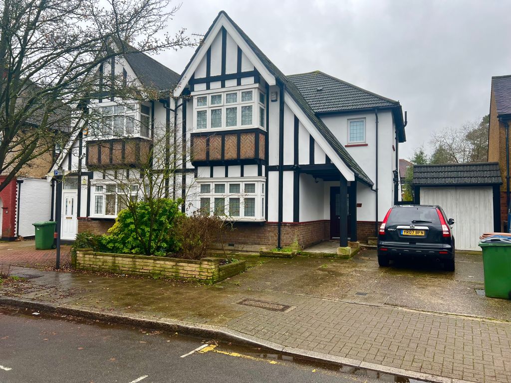 Property photo 1 of 23