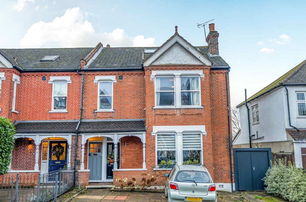 Property photo 1 of 13 1392929-20-69495F...