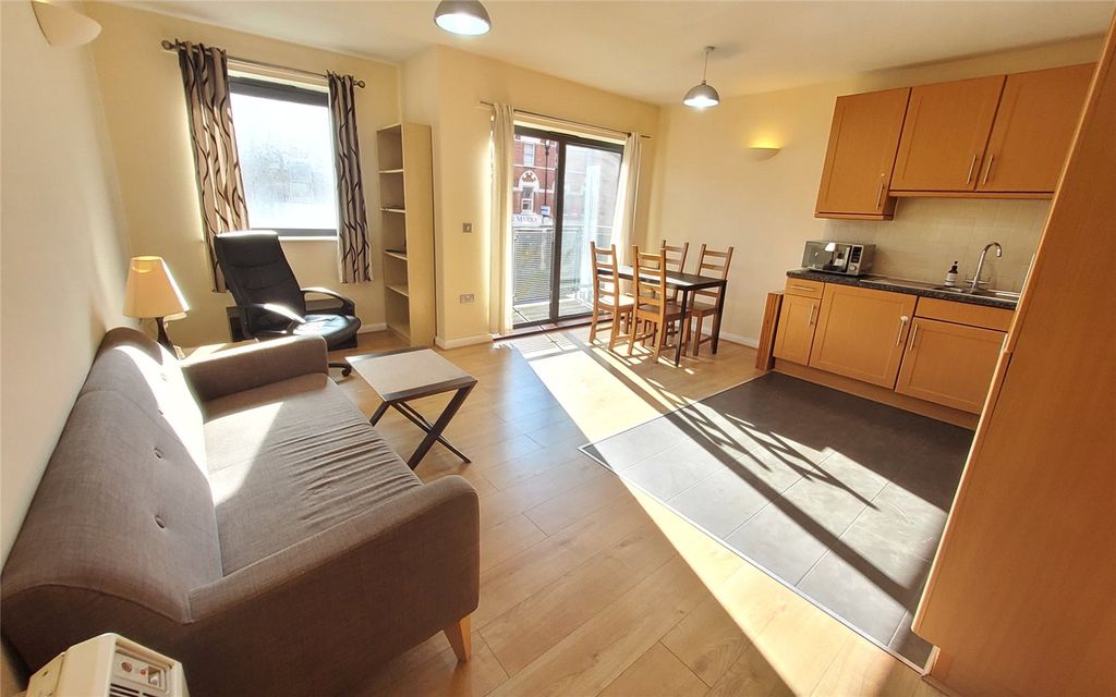Property photo 1 of 10 Picture No. 11