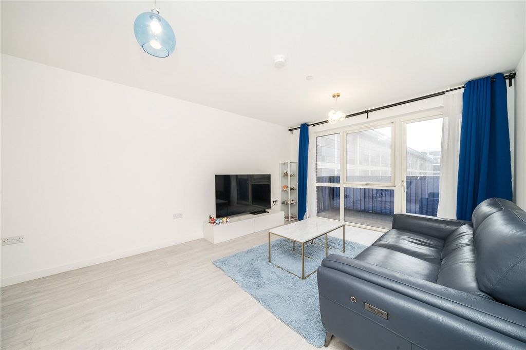 Property photo 3 of 7 Picture No. 05