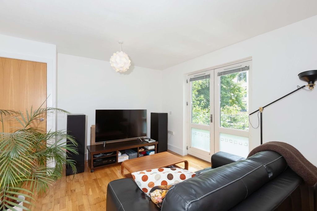 Property photo 3 of 15 Upper Drive_5.Jpg