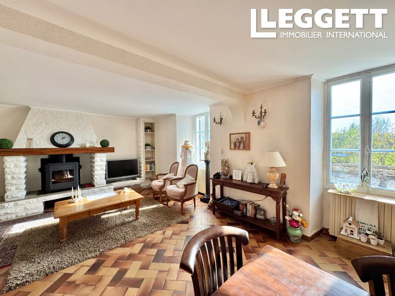 Property photo 3 of 10