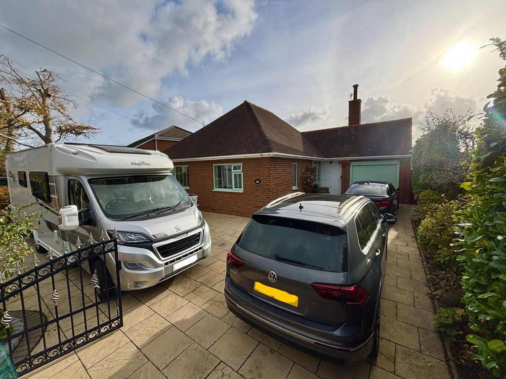 Property photo 1 of 29