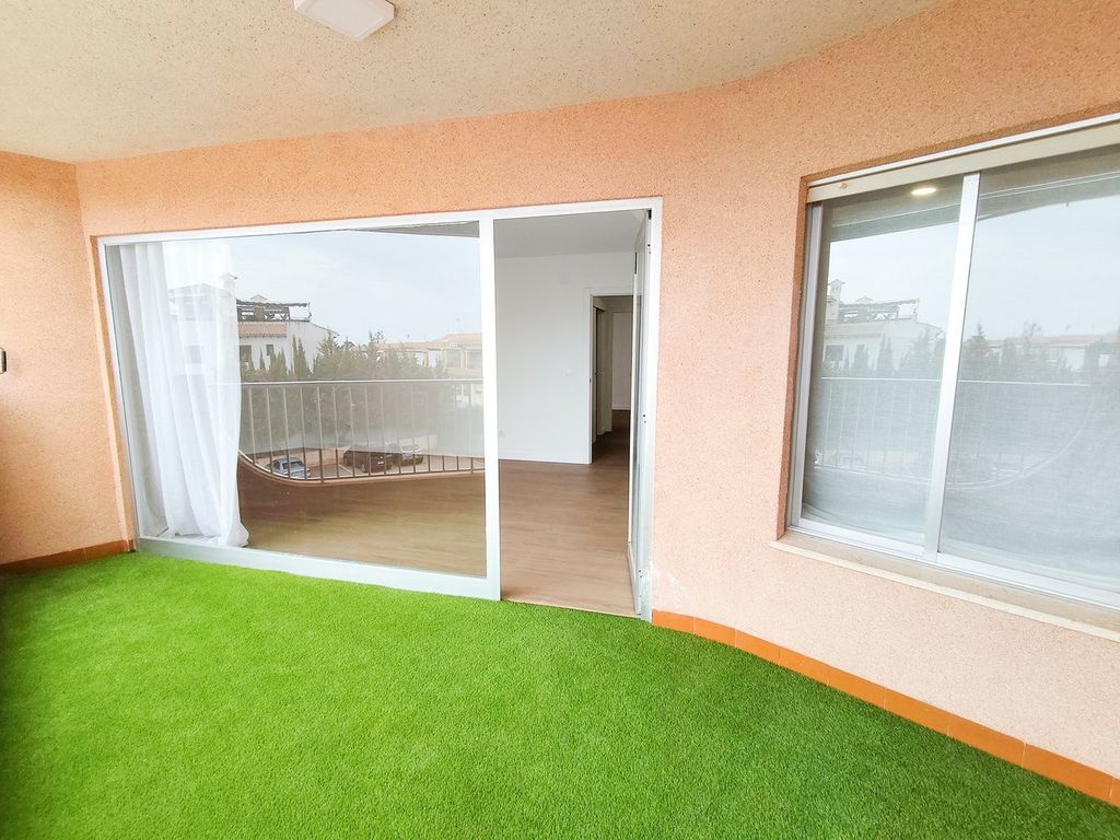 Property photo 3 of 44