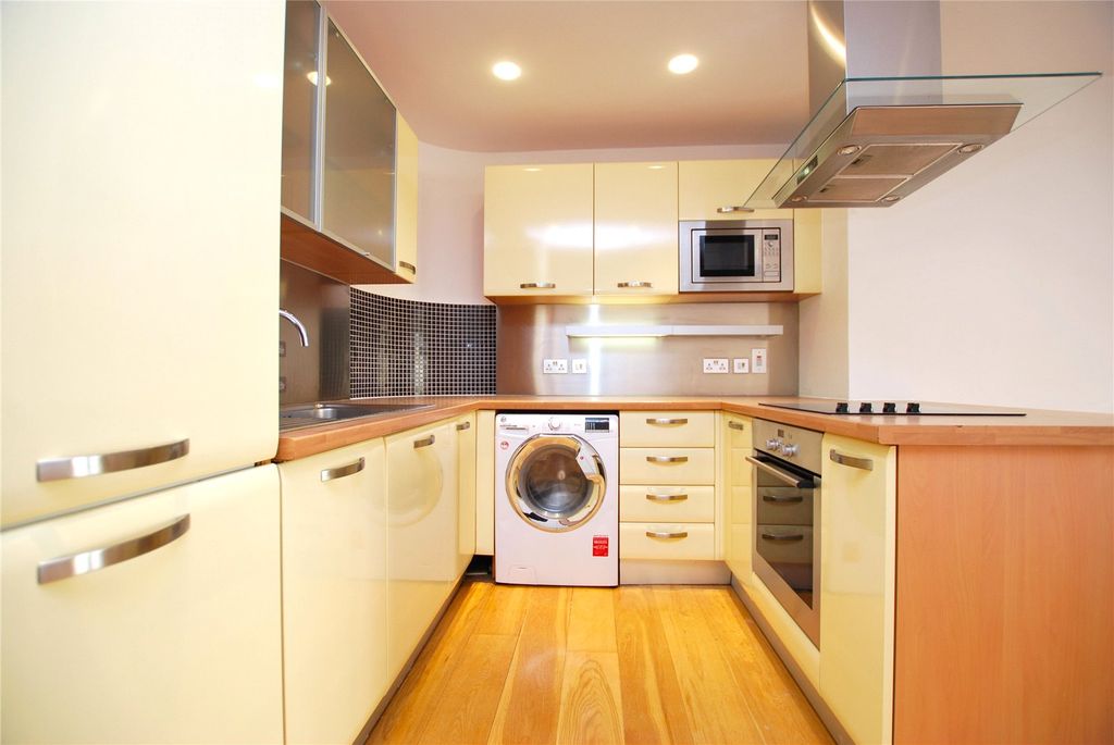 Property photo 3 of 10 Picture No. 16