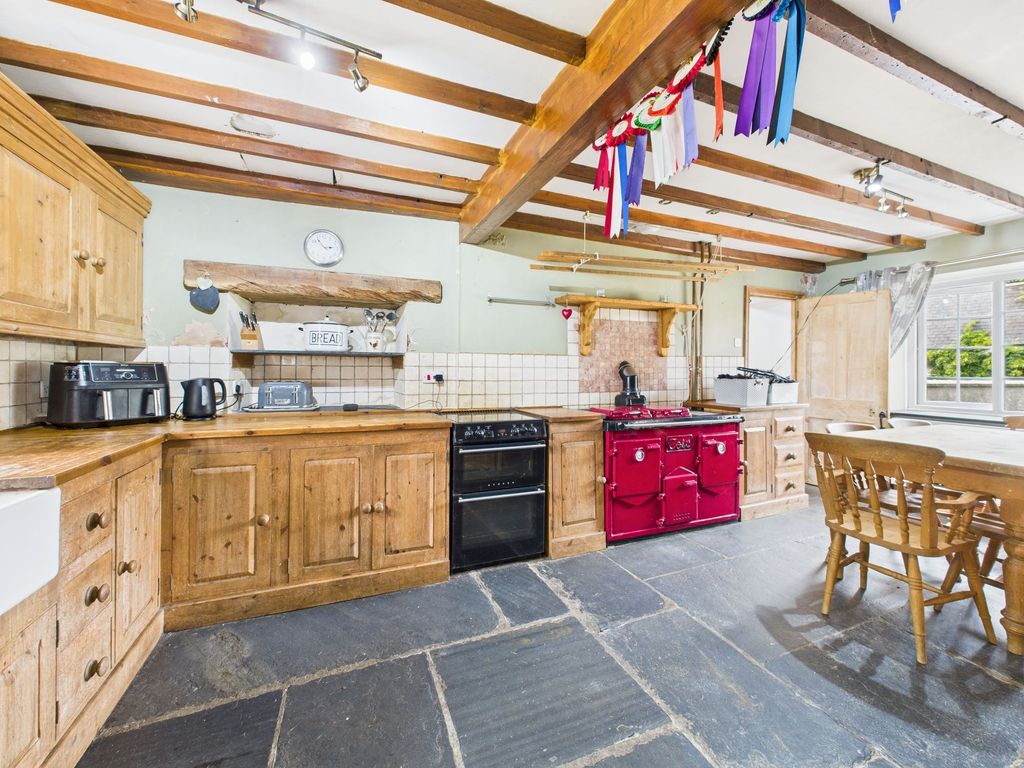 Property photo 2 of 24