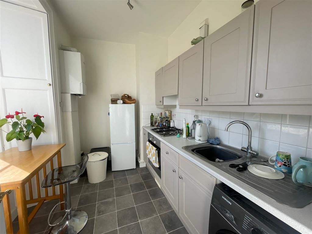 Property photo 3 of 5 Kitchen
