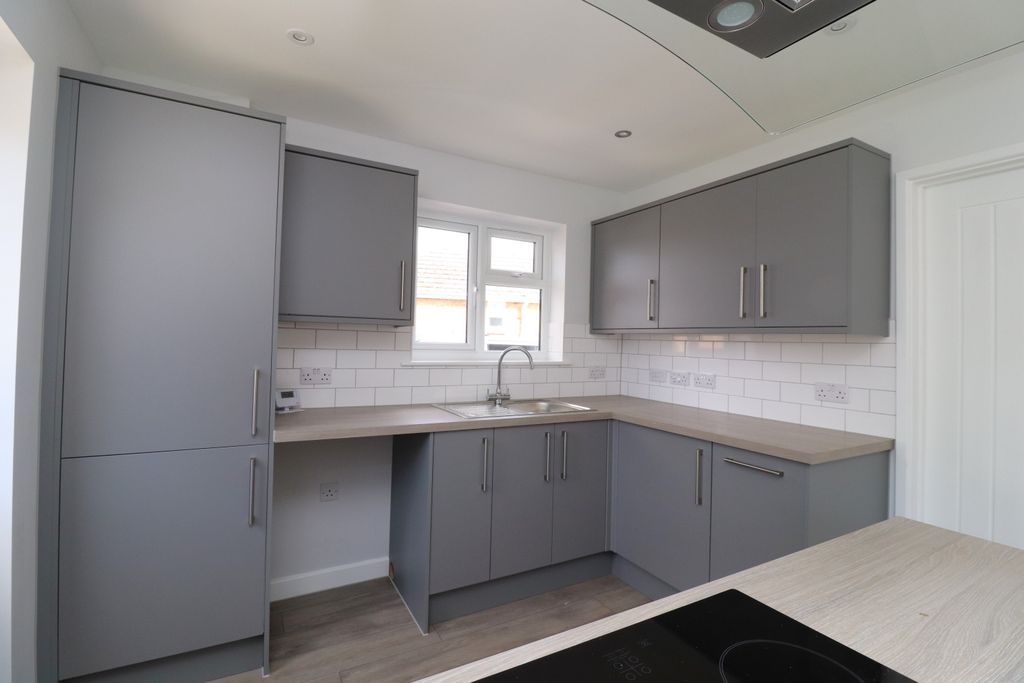 Property photo 2 of 14 Kitchen Better