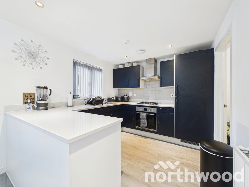 Property photo 2 of 21