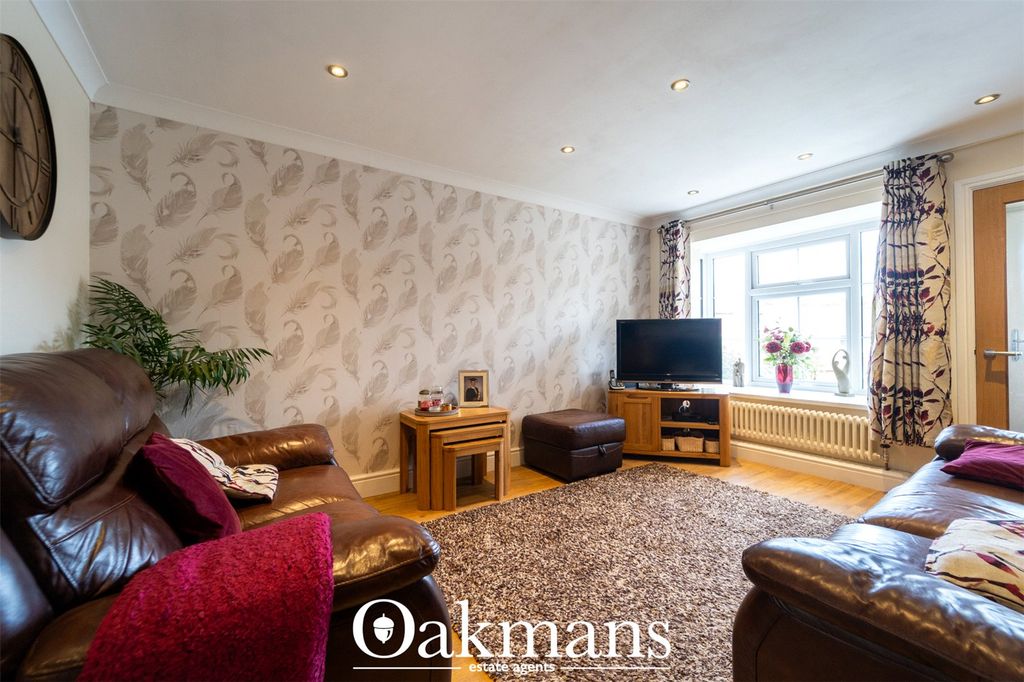 Property photo 2 of 33 Picture No. 09