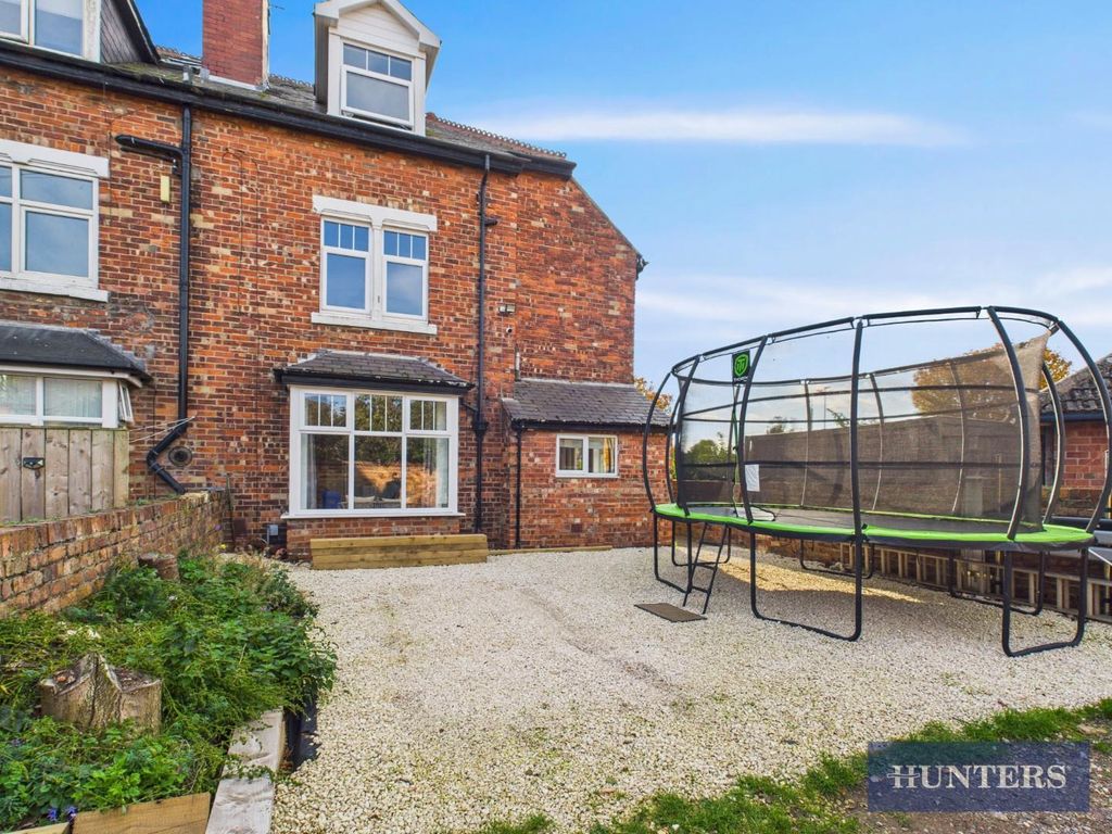 Property photo 2 of 24 Rear