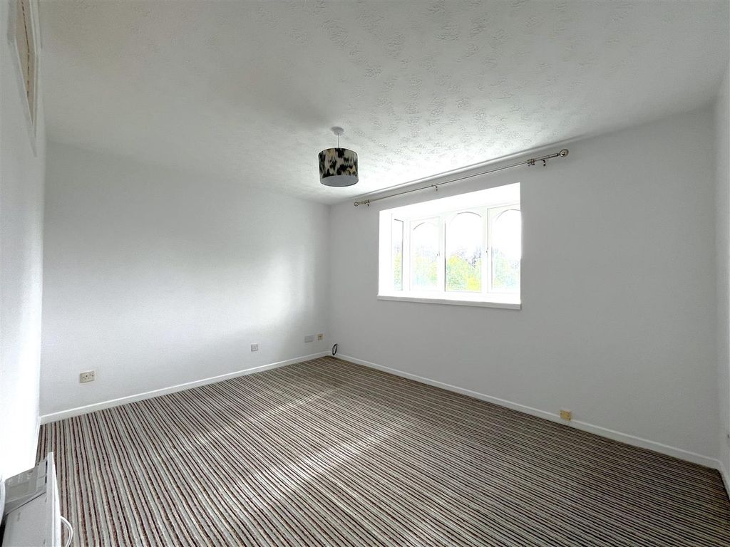 Property photo 3 of 6 Img_2272.Jpg
