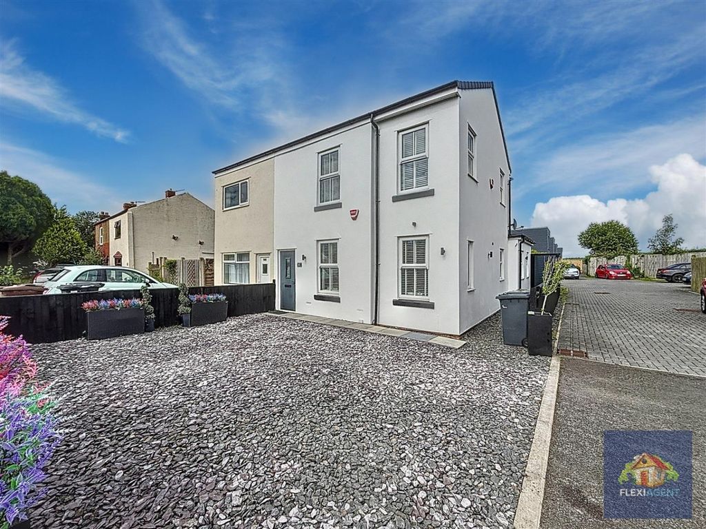 Property photo 1 of 31 4383120