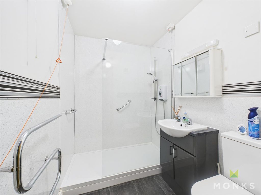 Additional image 8 of 2 bed flat for saleAbbey Foregate, Shrewsbury SY2