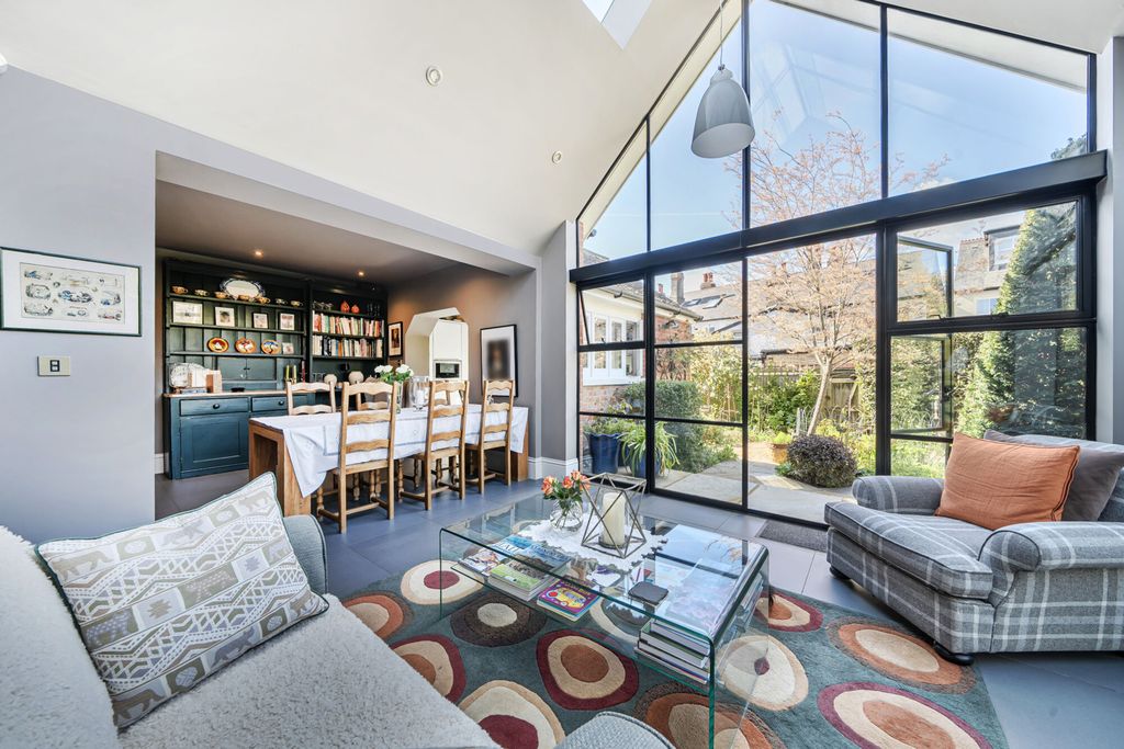 Property photo 2 of 26 1434974-7-69c563c...