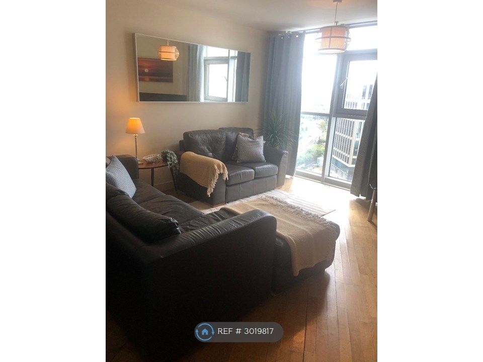 Property photo 2 of 9 Lounge
