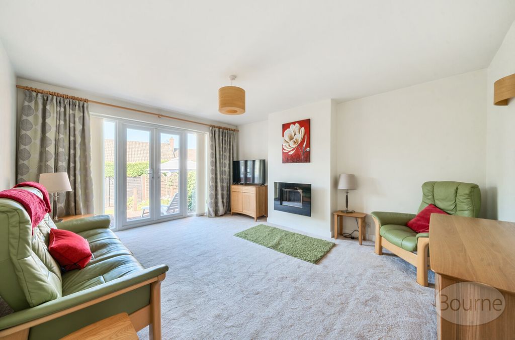 Property photo 2 of 20 8F043Bf9-c02F-461...