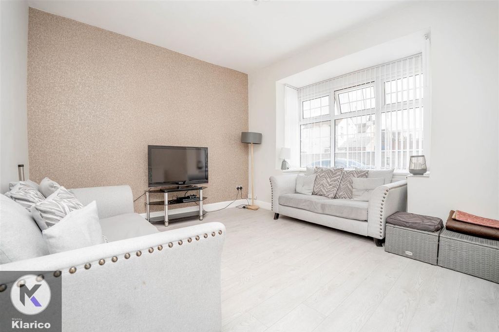 Property photo 2 of 21 Photo-1.Jpg