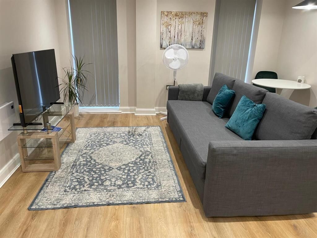 Property photo 1 of 5 1 Bed Flat To Rent Crusader Gardens, London Cr0