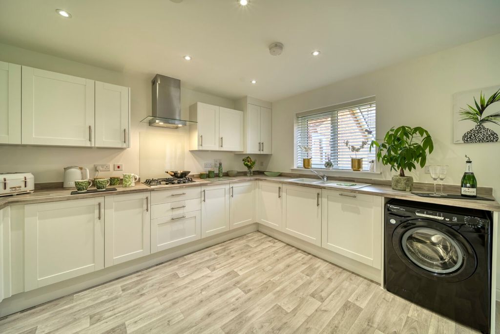 Property photo 2 of 9 Picture No. 07