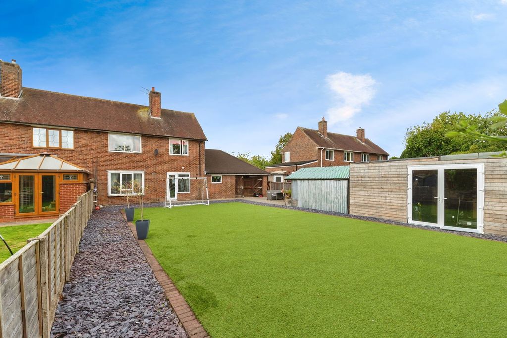 Property photo 2 of 13