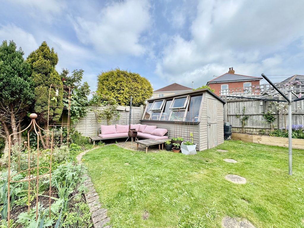 Property photo 3 of 18