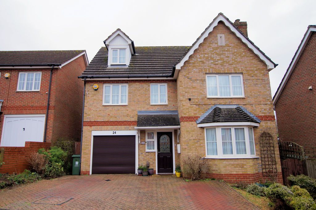 Property photo 1 of 24 Front