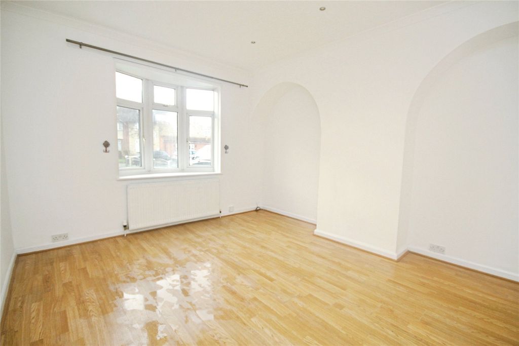 Property photo 3 of 8 Picture No. 09