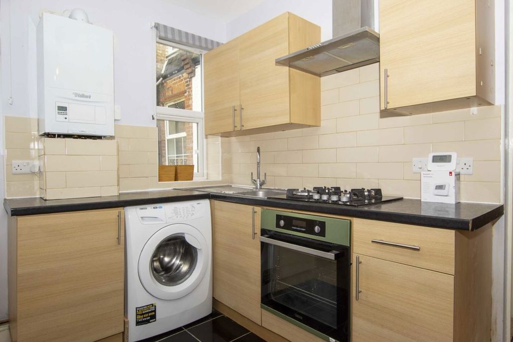 Property photo 3 of 4
