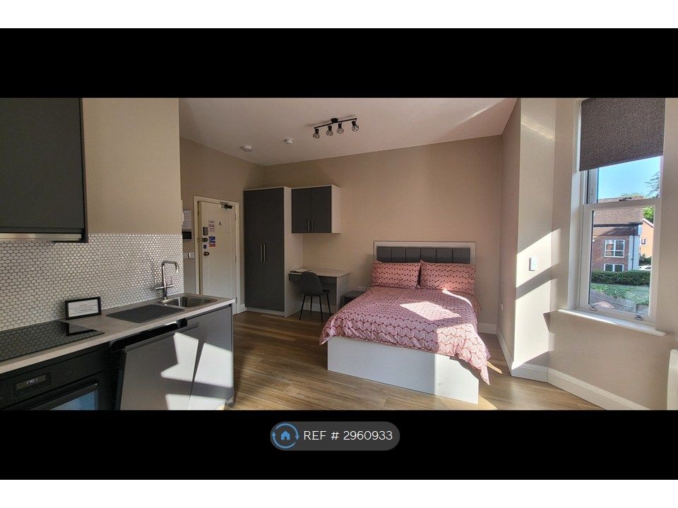 Property photo 2 of 8