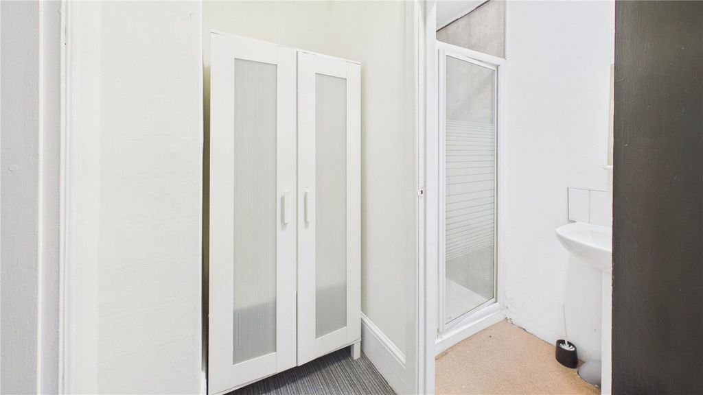 Property photo 2 of 6 Picture No. 02