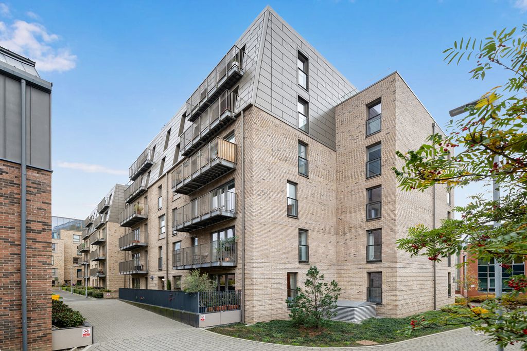 Property photo 1 of 19 Primary Property Image