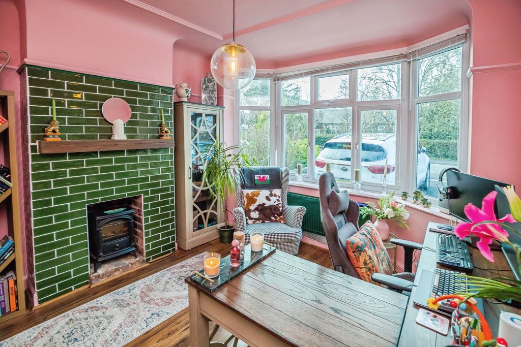 Property photo 3 of 15