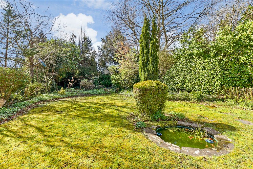 Property photo 2 of 18 Rear Garden