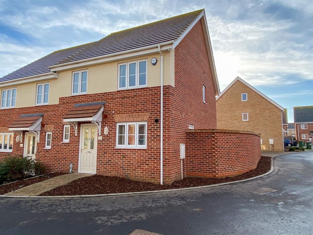 Property photo 1 of 17 Front.Jpg