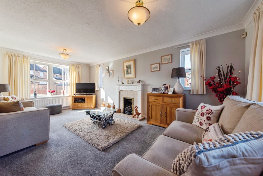 Property photo 2 of 24