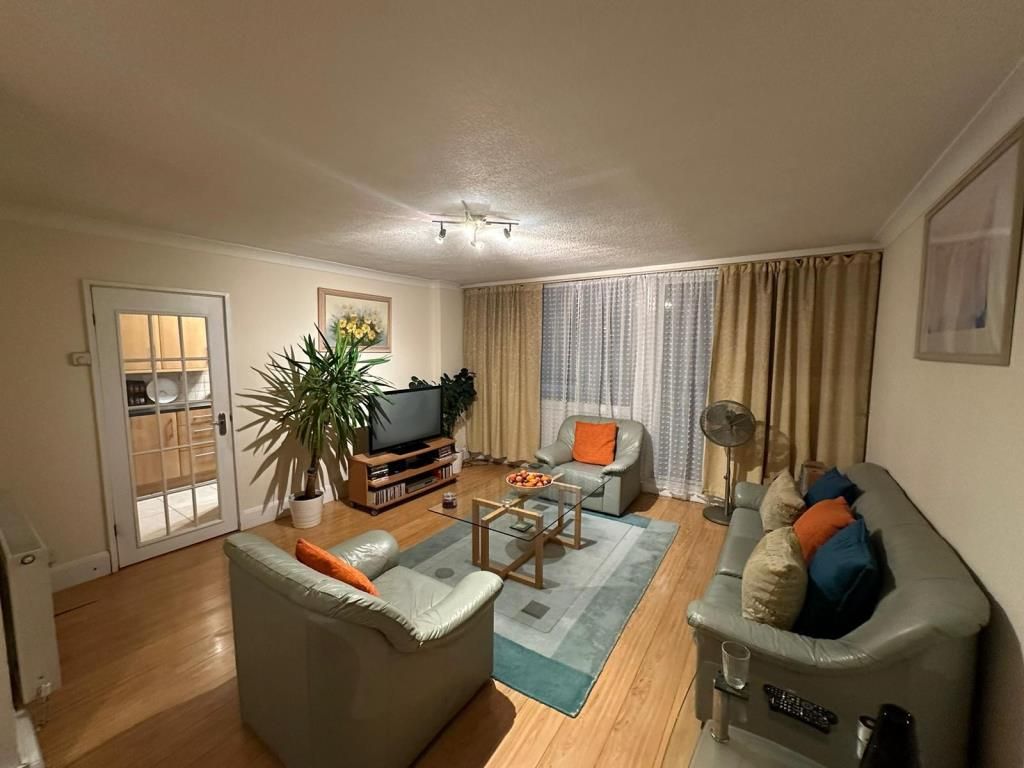 Property photo 2 of 4 Reception Room