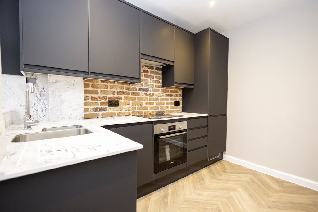 Property photo 1 of 12 Jt3A5066