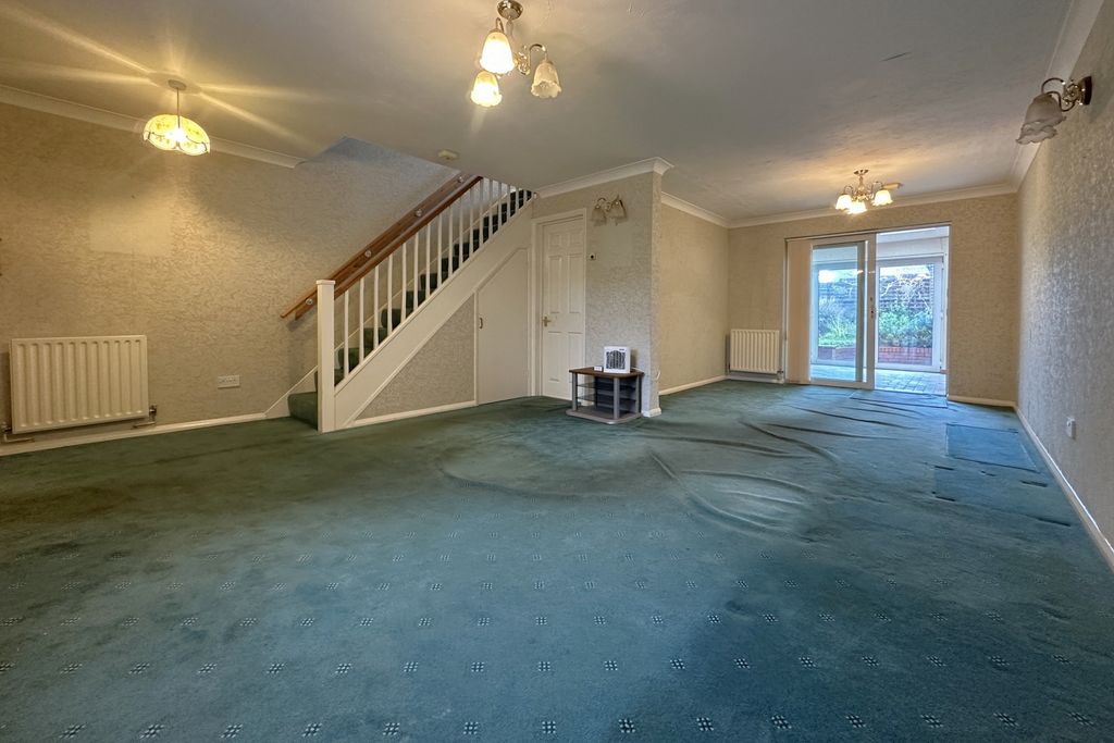 Property photo 2 of 16 Photo 9