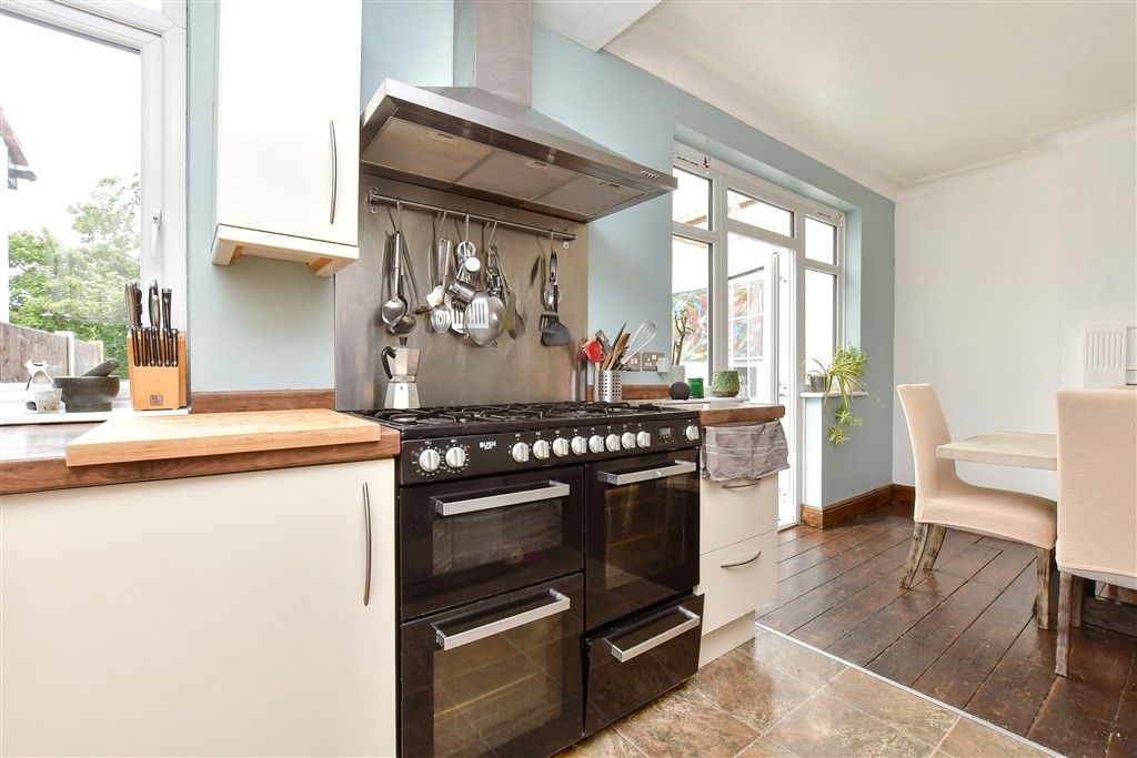 Property photo 3 of 18 Kitchen/Diner